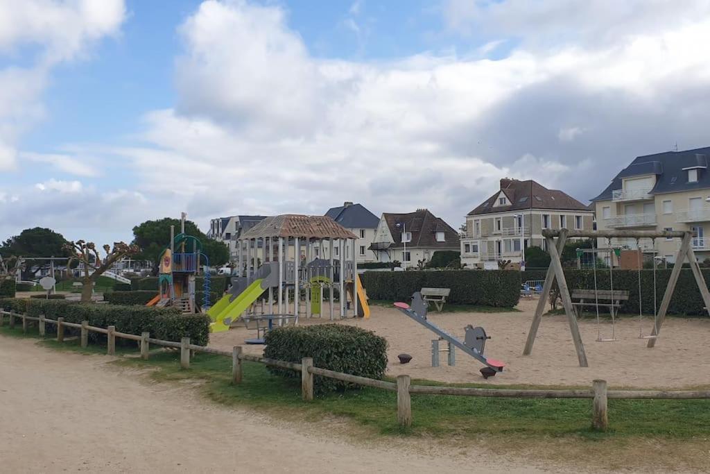 Studio Front De Mer Merville-Franceville-Plage Eksteriør billede