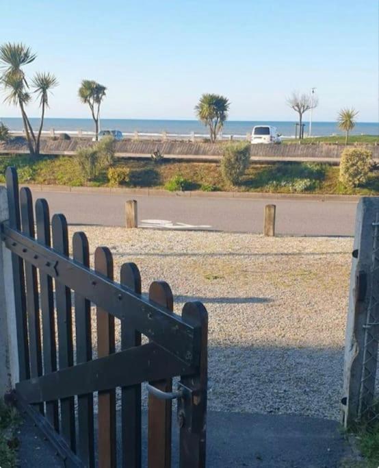 Studio Front De Mer Merville-Franceville-Plage Eksteriør billede