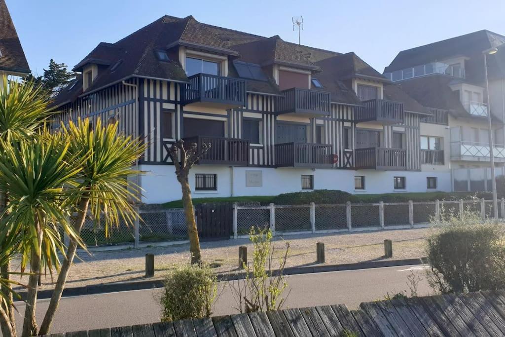 Studio Front De Mer Merville-Franceville-Plage Eksteriør billede